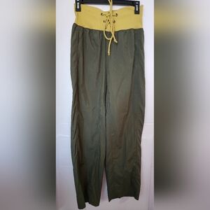 SOLD!!!

FP Movement by Free People Blitzed Out Pants- Army Green/ Yellow